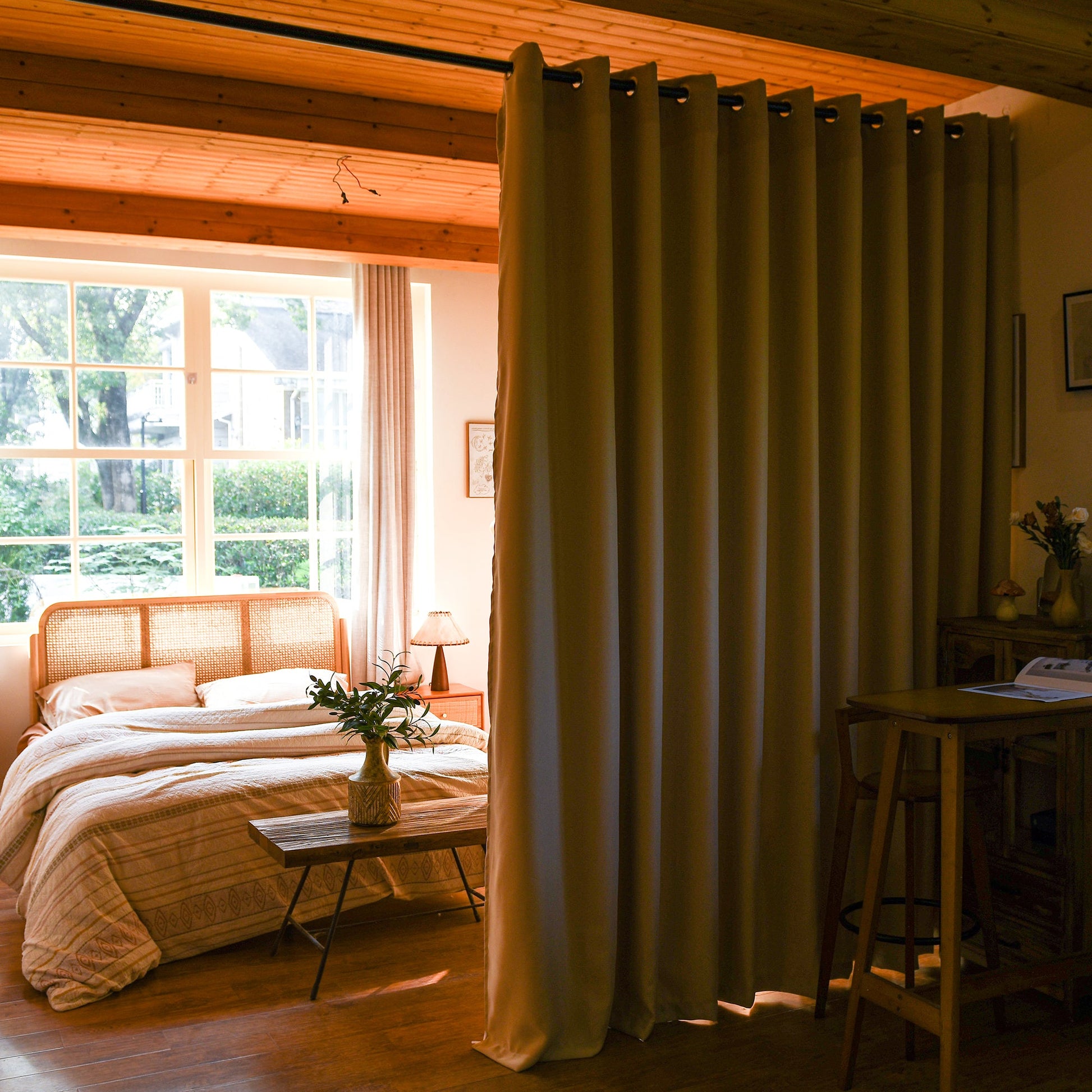 Custom Luxury Silk Fibers Blackout Room Divider Curtains-2